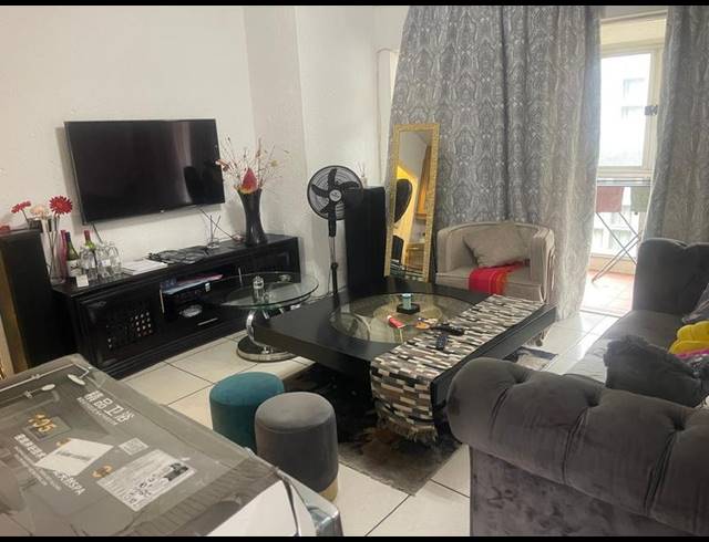 2 BEDROOM TOWNHOUSE FOR SALE IN MULBARTON